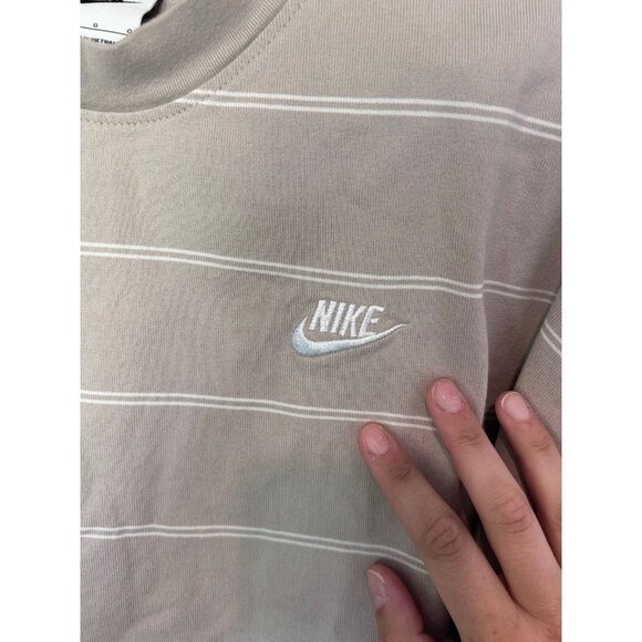 Nike Sportswear Crewneck - Picture 5 of 6